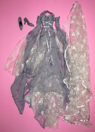 Tonner Wilde - Cemetery Serenade Evangeline Ghastly 18 " Doll Outfit - Prototype