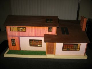 Tomy Smaller Home And Garden Dollhouse Homes Doll House And Furniture
