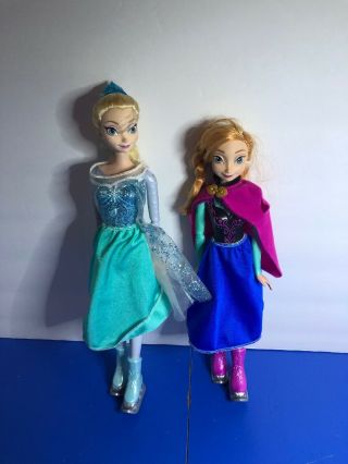 Disney Frozen Princess Elsa & Anna Ice Skating Dolls Sisters
