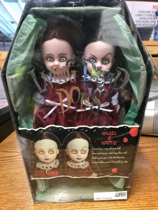 Living Dead Dolls Hazel And Hattie