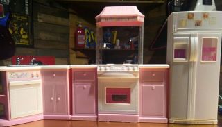 Vintage 1996 Mattel Barbie Folding Pretty House Kitchen Playset
