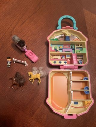 Off Brand Polly Pocket Vintage.  Horse Farm.  Early 90’s