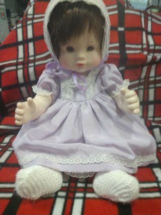 Adorable Vintage 1980 Suzanne Gibson 14 " Baby Doll