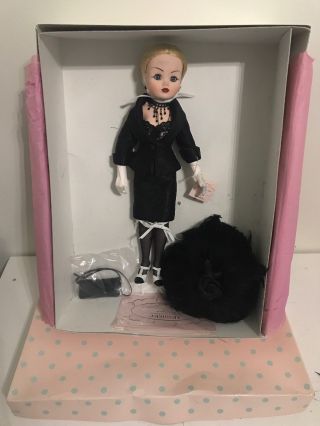 2001 Madame Alexander Doll 28435 Cissy Haute Couture - Limited Edition /500