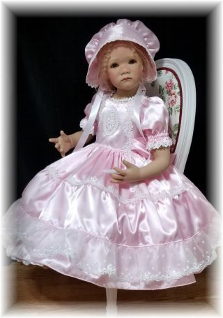 LFLBoutique Dreamy Pink Satin for Himstedt 33 - 36 Sitting or Standing 2