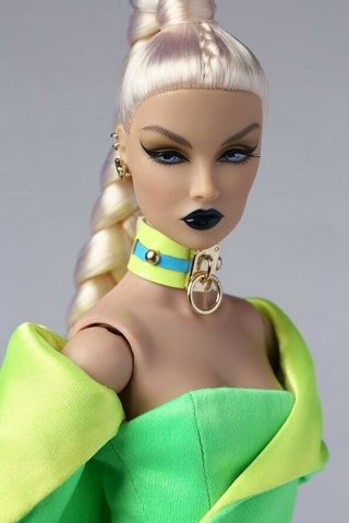 Integrity Toys Beyond This Planet Violaine Ifdc Blonde Hair Mib