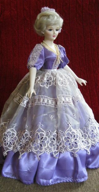 Dorsey Porcelain Lady Doll Signed Madame Shiao - Yen - Lavender,  Lace,  Pearls 2
