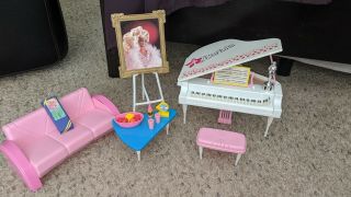 Star Barbie 1989 Piano Concert Playset Food Furniture Music Accessories