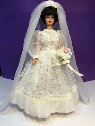 Vintage Barbie Well Made Fantastic Wedding Gown,  Veil And Bouquet.  Minty