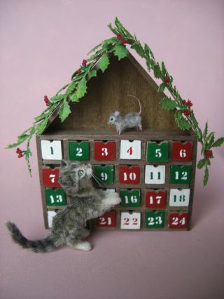 OOAK Dollhouse 1:12 Miniature Kitten,  Mouse,  Advent Calendar Handmade OREON cat 2