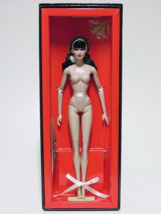 Integrity Toys Fashion Royalty Fatale Veronique Perrin Doll Nude 3