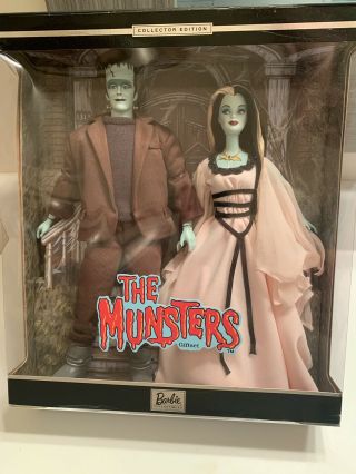2001 The Munsters Giftset Barbie & Ken Lily & Herman 50544 Nib