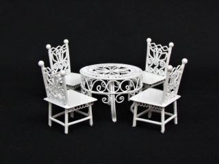 Miniature Dollhouse 5 Piece White Wrought Iron Patio Table & 4 Chairs