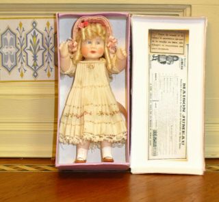 Maria Victoria Heredia Guerbos Large Doll 