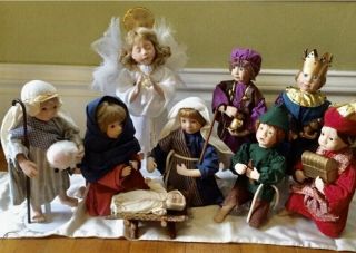 Nativity,  Oh Holy Night Ashton - Drake Galleries – 9 Porcelain Dolls With Boxes