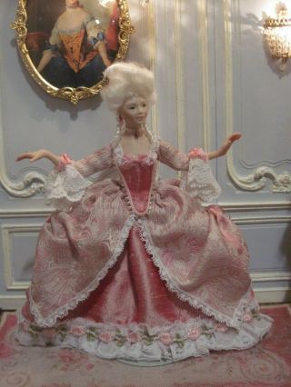 Artisan Miniature Dollhouse French Georgian Lady Doll