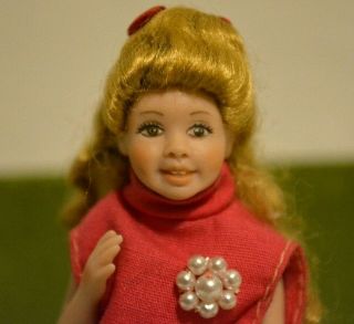 Miniature Porcelain Doll Girl Dollhouse 1:12