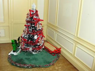 Dollhouse Miniature Decorated Christmas Tree W Toys