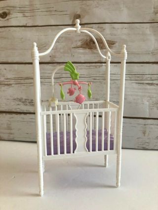 Mattel 2004 Midge & Baby Play All Day Nursery Happy Family Barbie Crib Only Htf