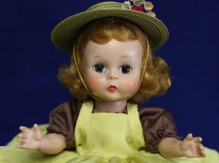 Madame Alexander - Kins Bkw Blonde Doll 