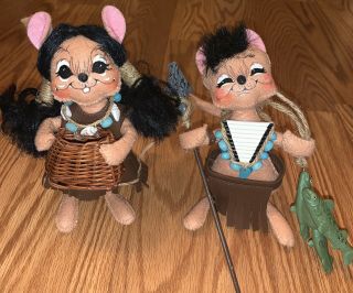Annalee 6 " Indian Girl And Boy Mouse - Fishing Spear Basket - 2006
