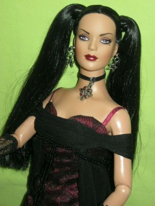 Rare Tonner 2005 Halloween Convention Tyler Wentworth Charmed 16 " Doll Le 275