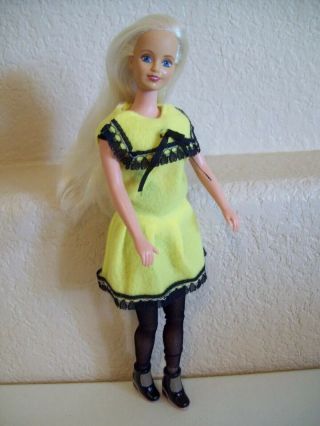 1997 Giochi Preziosi Walking Tanya Fashion Doll Blonde Barbie Clone
