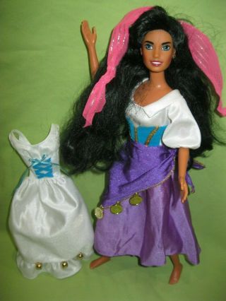 1995 Mattel 15311 Disney The Hunchback Of Notre Dame Esmeralda Doll In Outfit,