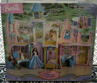 Barbie - The Princess And The Pauper - Royal Music Palace Nib (2004)