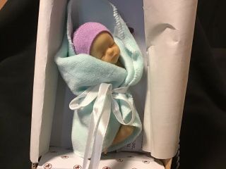 Ashton Drake Bundle Of Joy Lifelike Miniature Baby Doll By Sherry Rawn