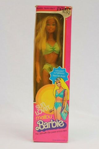 Vintage Sun Lovin’ Malibu Barbie With Peek - A - Boo Tan Lines 1067