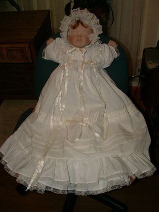 1989 Lee Middleton 22 " First Moments Vinyl/cloth Christening Sleeping Doll