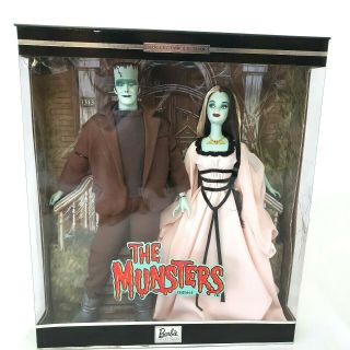 The Munsters 2001 Barbie Ken Collectors Edition Gift Set Lily And Herman Nrfb