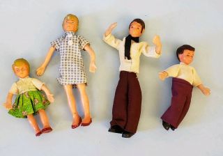 Vintage Miniature Dollhouse Family Of 4 Dolls 1:12 Shackman Bendable 70s