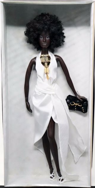 Model Of The Moment Nichelle Urban Hipster Doll C3822 Nrfb 2004