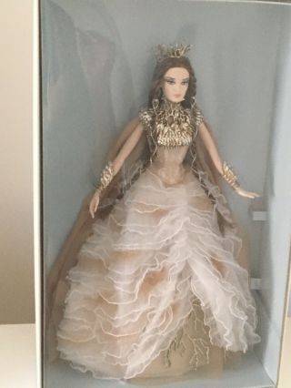 2015 Lady Of The White Woods Barbie Exclusive Gold Label Led W/shipper