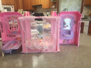 2000 Mattel Pink Portable Fold Up Magi - Key Barbie Doll House W/ Bathtub