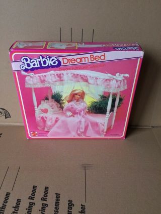 1982 Vintage Barbie Dream Canopy Bed Set (nrfb)
