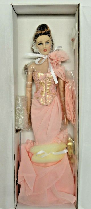 Tonner - Picturesque - 16 " High Fashion Antoinette,  Cameo T11fmdd02 [le 150]