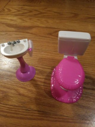 2008 Barbie Dream House White & Pink Sink And Toilet