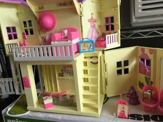 1998 Mattel Barbie Kelly Folding Pop - Up Doll Play House,  Accessories