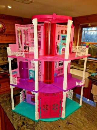 2013 Barbie Dream House 3 Story W/ Elevator,  Sound,  8 Dolls & Many