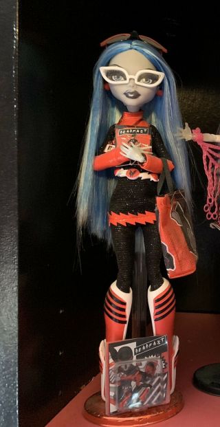 Monster High Sdcc 2011 Ghoulia Yelps Doll Exclusive Dead Fast Comic Con