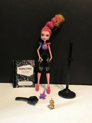 Monster High Gigi Grant 13 Wishes Genie Doll Pet Scorpion Sultan & Accessories