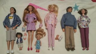 Barbie Happy Family Pregnant Midge,  Husband,  Grandparents,  Doctor,  Kids,  Dogs