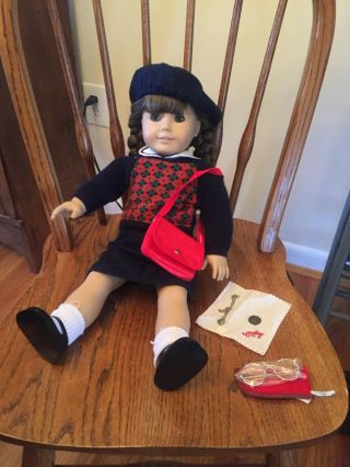 Retired Molly Mcintire American Girl Doll W/ 2 Outfits