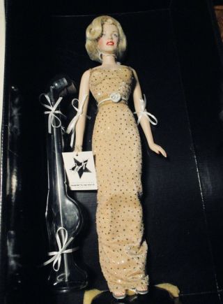 Marilyn Monroe porcelain doll 