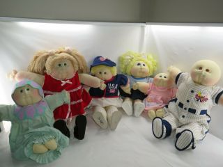 Six Soft Face Cabbage Patch Dolls - Xavier Roberts - 80 
