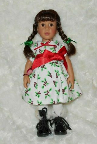 Gotz 2004 Sissle Skille 10 " Doll Brown Eyes & Brown Braids Christmas Dress Guc