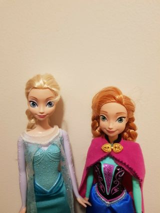 Disney Frozen Princess ELsa And Ana Mattel Dolls and dresses 3